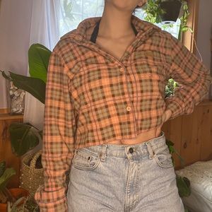 Cropped pink plaid outpost fleece button up